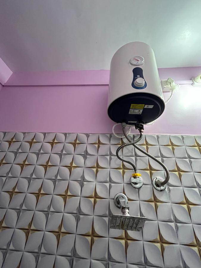 Hotel Shri Kunj 乌贾因 外观 照片