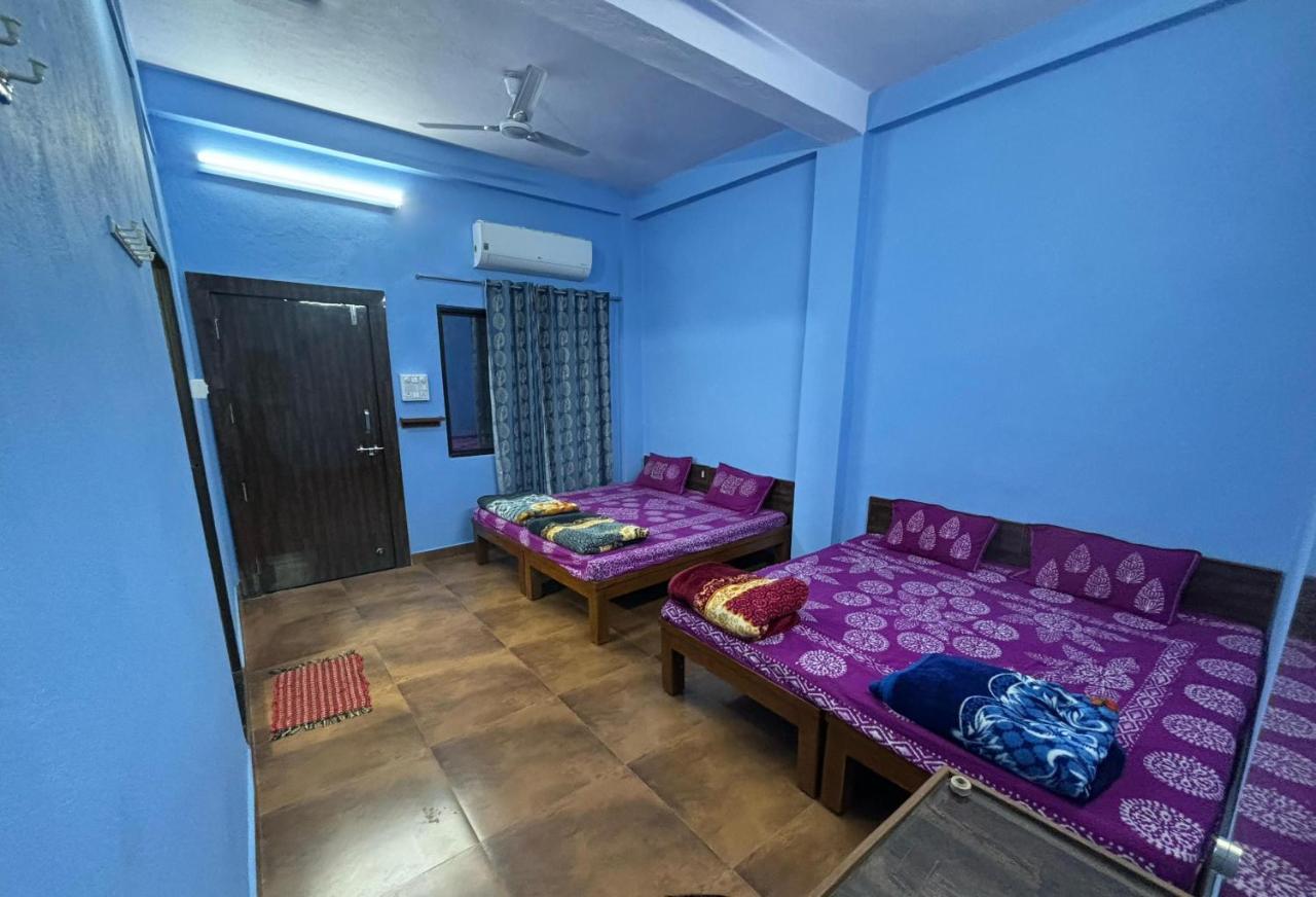Hotel Shri Kunj 乌贾因 外观 照片